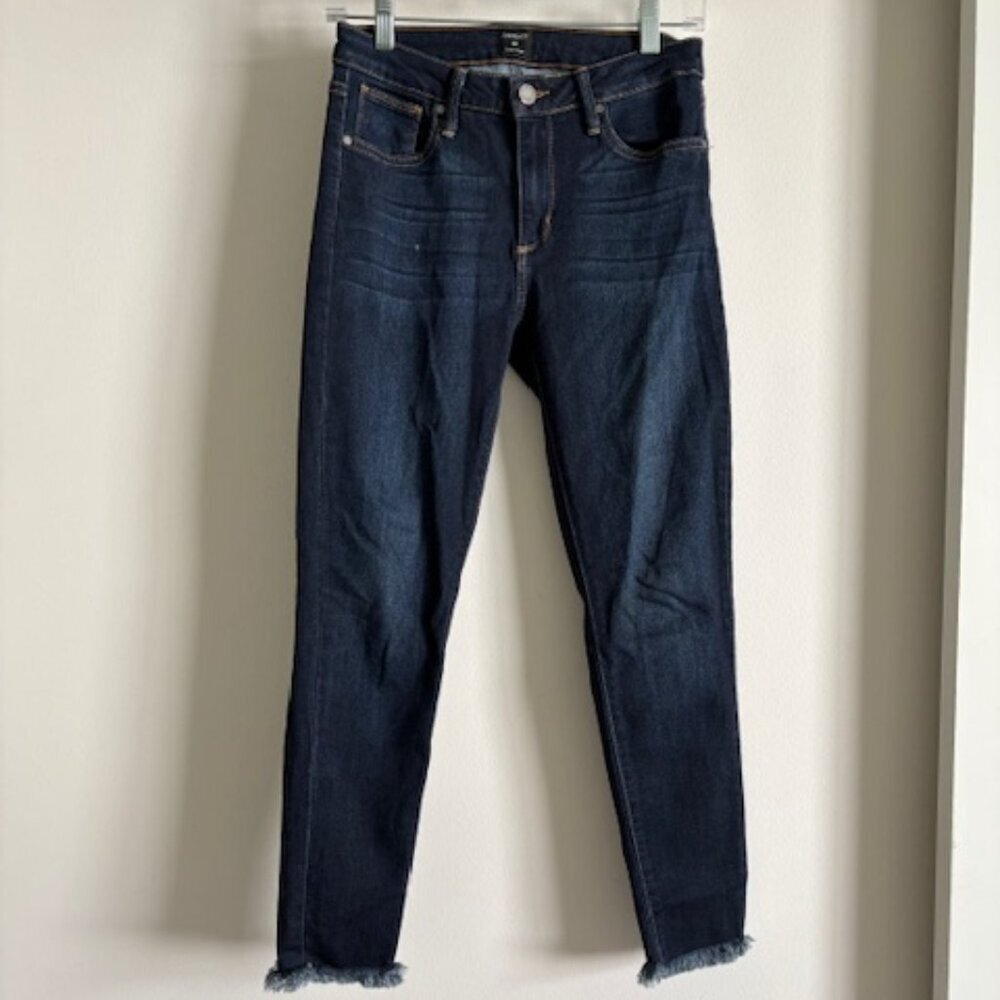 JUST BLACK frayed hem skinny jeans - size 26